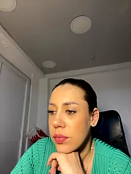 AnnbellaRosse online show from 10-06-25, 07:55