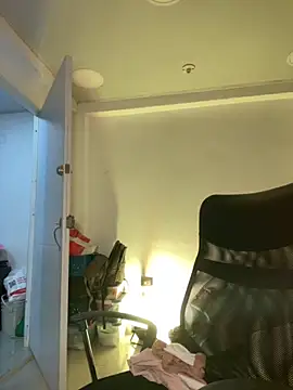 AnnbellaRosse online show from 10-15-25, 04:40