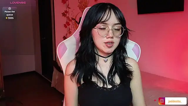 Snapshot of suzumi__ chatting on 12-03-24, 05:09 suzumi   online show from 12-03-24, 05:09