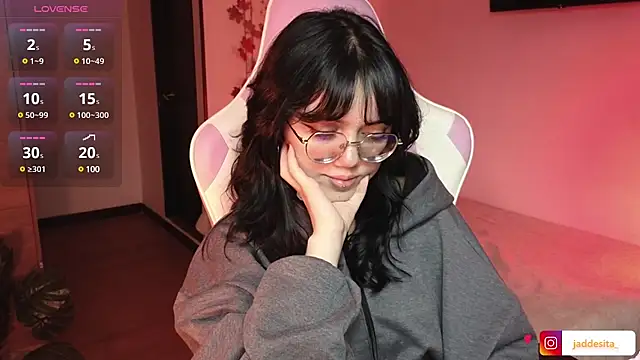 Snapshot of suzumi__ chatting on 12-05-24, 08:55 suzumi   online show from 12-05-24, 08:55