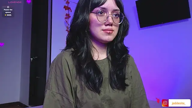 Snapshot of suzumi__ chatting on 02-01-25, 09:43 suzumi   online show from 02-01-25, 09:43