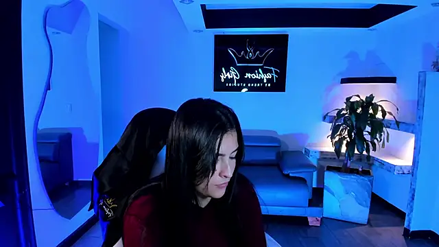 Snapshot of TifanyWhite_ chatting on 12-10-24, 03:09 TifanyWhite online show from 12-10-24, 03:09