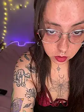 Mizztikaa online show from 05-07-26, 06:35