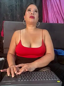 Leahstonee2 online show from 01-14-25, 11:05