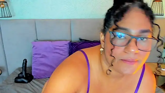 Annie-Wolf online show from 09-29-25, 09:19