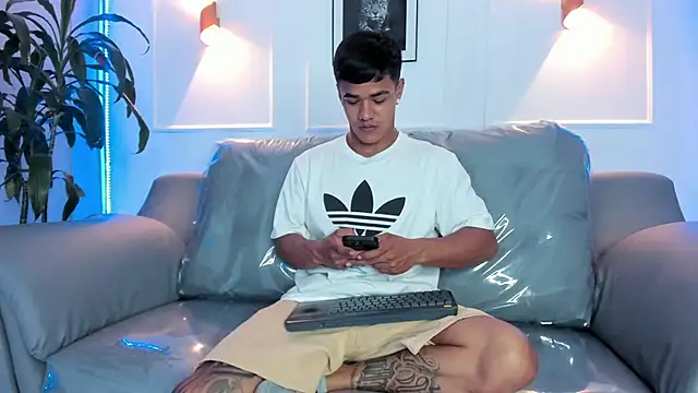 Rob saenz  online show from 11-27-25, 12:51