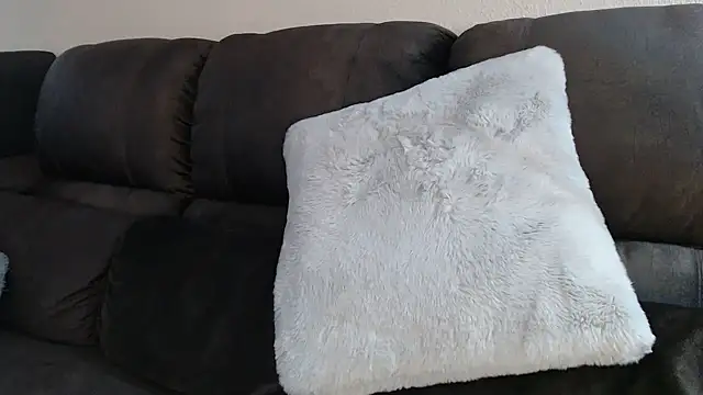 Snapshot of ladiimia chatting on 03-02-26, 05:31 ladiimia online show from 03-02-26, 05:31