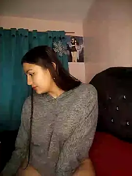 Nahiara velez online show from 02-06-25, 01:38