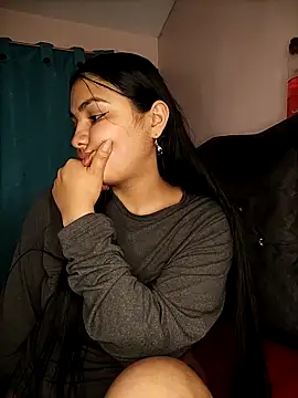 Nahiara velez online show from 02-26-25, 11:26