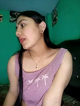 Nahiara velez online show from 05-30-26, 11:46