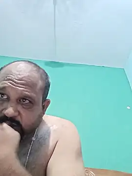 Maddy030686 online show from 04-28-26, 03:44