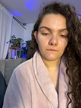 Snapshot of eva_y_marcelo chatting on 10-27-25, 09:57 eva y marcelo online show from 10-27-25, 09:57