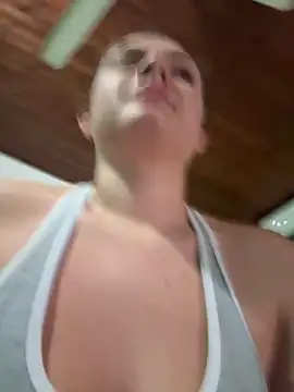 Snapshot of eva_y_marcelo chatting on 11-03-25, 11:11 eva y marcelo online show from 11-03-25, 11:11