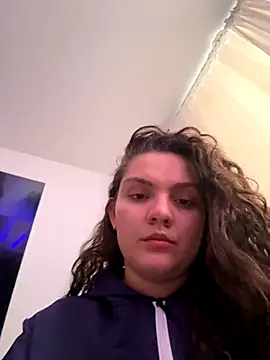 Snapshot of eva_y_marcelo chatting on 11-08-25, 09:02 eva y marcelo online show from 11-08-25, 09:02