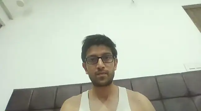 Snapshot of arjun_077 chatting on 12-22-24, 04:38 arjun 077 online show from 12-22-24, 04:38