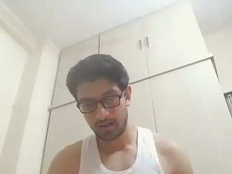 Snapshot of arjun_077 chatting on 11-11-25, 05:13 arjun 077 online show from 11-11-25, 05:13