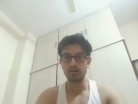 Snapshot of arjun_077 chatting on 12-14-25, 06:12 arjun 077 online show from 12-14-25, 06:12