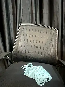 Diya Chopra online show from 10-04-25, 03:48