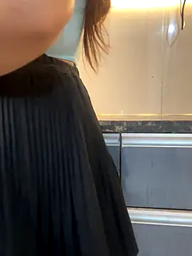 Diya Chopra online show from 10-13-25, 04:12