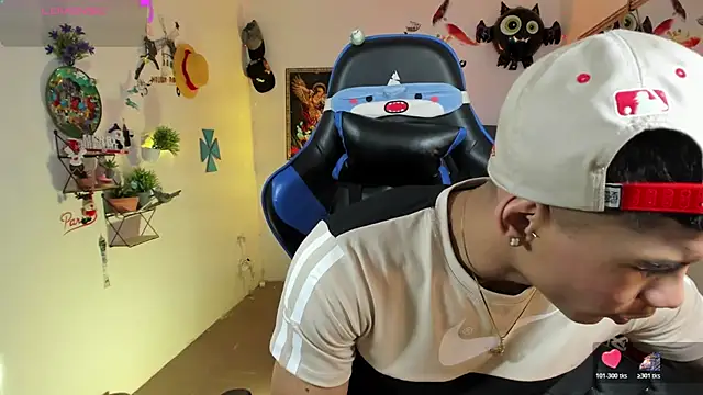 Damian latinxxx online show from 11-10-25, 03:05