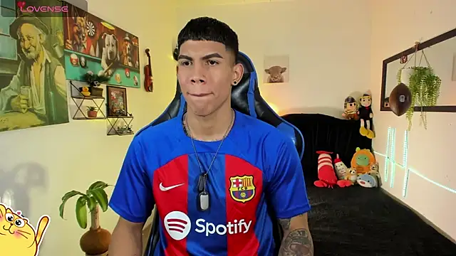 Damian latinxxx online show from 03-30-26, 03:18