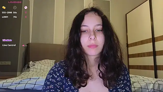 Snapshot of Agatha_Sade chatting on 02-10-25, 03:32 Agatha Sade online show from 02-10-25, 03:32