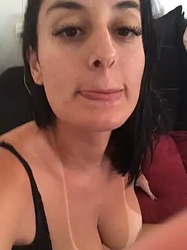 Catmila94 online show from 02-18-26, 04:47