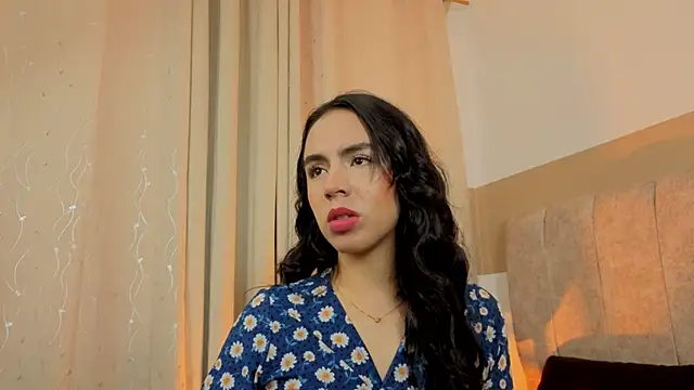 Zara dulce online show from 04-27-26, 01:09