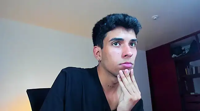 Snapshot of shawn__sanderson1 chatting on 01-20-25, 07:14 shawn sanderson1 online show from 01-20-25, 07:14