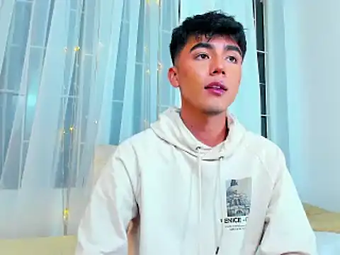 Snapshot of shawn__sanderson1 chatting on 02-03-25, 06:39 shawn sanderson1 online show from 02-03-25, 06:39