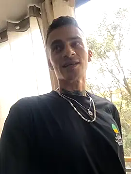 Snapshot of bray_hotboy777 chatting on 12-14-24, 07:57 bray hotboy777 online show from 12-14-24, 07:57