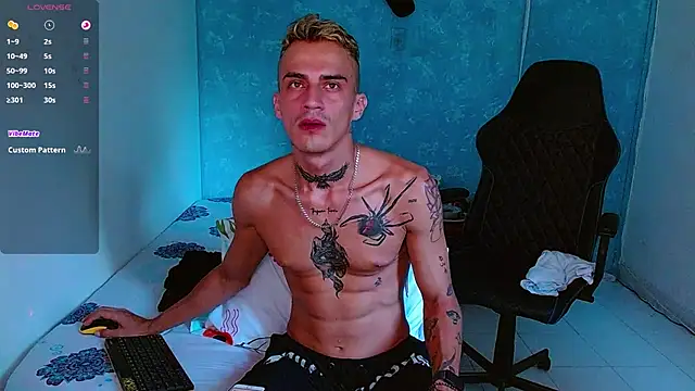 Snapshot of bray_hotboy777 chatting on 01-09-25, 10:52 bray hotboy777 online show from 01-09-25, 10:52