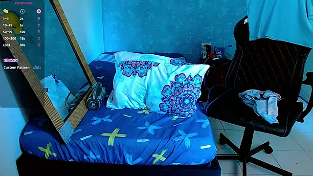 Snapshot of bray_hotboy777 chatting on 01-26-25, 05:02 bray hotboy777 online show from 01-26-25, 05:02