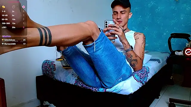 Snapshot of bray_hotboy777 chatting on 02-09-25, 06:58 bray hotboy777 online show from 02-09-25, 06:58