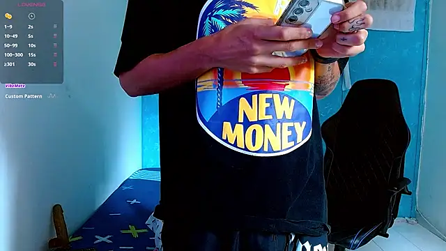 Snapshot of bray_hotboy777 chatting on 02-22-25, 04:19 bray hotboy777 online show from 02-22-25, 04:19