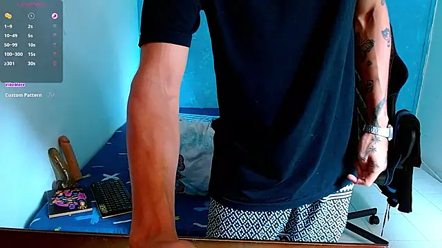 Snapshot of bray_hotboy777 chatting on 03-13-25, 04:34 bray hotboy777 online show from 03-13-25, 04:34