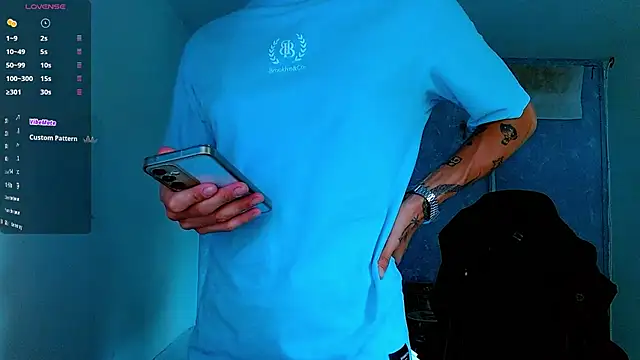 Snapshot of bray_hotboy777 chatting on 03-19-25, 10:31 bray hotboy777 online show from 03-19-25, 10:31