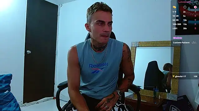 Snapshot of bray_hotboy777 chatting on 10-25-25, 02:19 bray hotboy777 online show from 10-25-25, 02:19