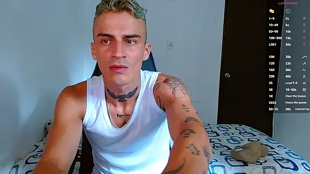 Snapshot of bray_hotboy777 chatting on 11-09-25, 08:29 bray hotboy777 online show from 11-09-25, 08:29