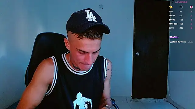 Snapshot of bray_hotboy777 chatting on 12-03-25, 09:57 bray hotboy777 online show from 12-03-25, 09:57