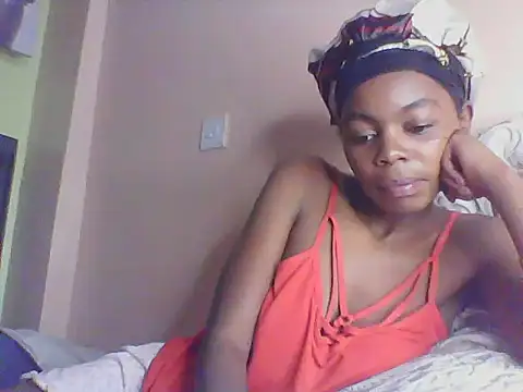 sweetanabella4 online show from 11-17-25, 08:03