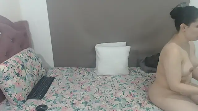 kimberlyjamexxx online show from 07-09-26, 02:04