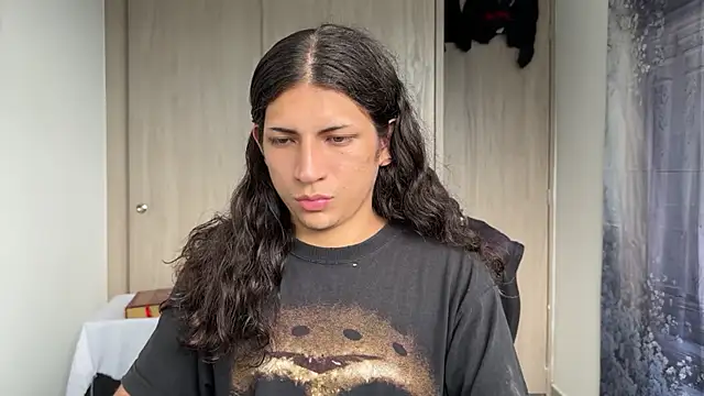 Snapshot of gabriel__manson chatting on 10-01-25, 08:15 gabriel manson online show from 10-01-25, 08:15