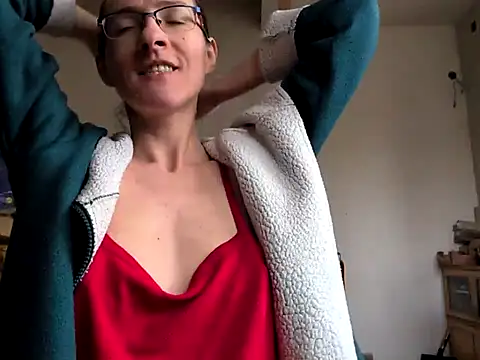 Milky hairy mommy online show from 03-11-25, 07:04