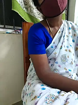 Snapshot of Tamil--Rani chatting on 01-26-25, 10:24 Tamil--Rani online show from 01-26-25, 10:24