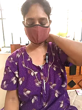 Snapshot of Tamil--Rani chatting on 01-29-25, 11:41 Tamil--Rani online show from 01-29-25, 11:41