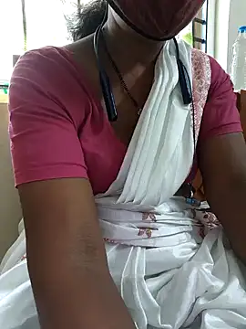 Snapshot of Tamil--Rani chatting on 02-16-25, 11:27 Tamil--Rani online show from 02-16-25, 11:27