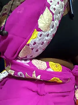 Snapshot of Tamil--Rani chatting on 03-09-25, 05:22 Tamil--Rani online show from 03-09-25, 05:22