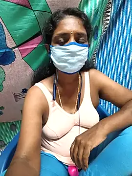 Snapshot of Tamil--Rani chatting on 03-10-25, 12:15 Tamil--Rani online show from 03-10-25, 12:15