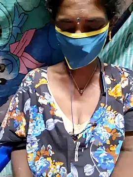 Snapshot of Tamil--Rani chatting on 10-15-25, 01:22 Tamil--Rani online show from 10-15-25, 01:22